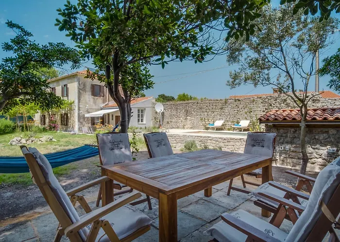 Seaside House With A Swimming Pool Osor, Losinj - 12230 Osor