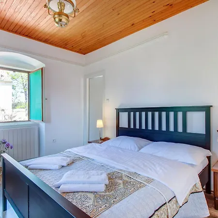 Vakantiehuis Seaside House With A Swimming Pool Osor, Losinj - 12230 *