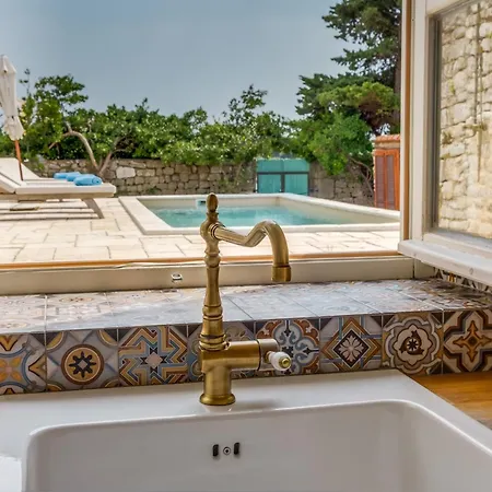 Seaside House With A Swimming Pool Osor, Losinj - 12230 Osor