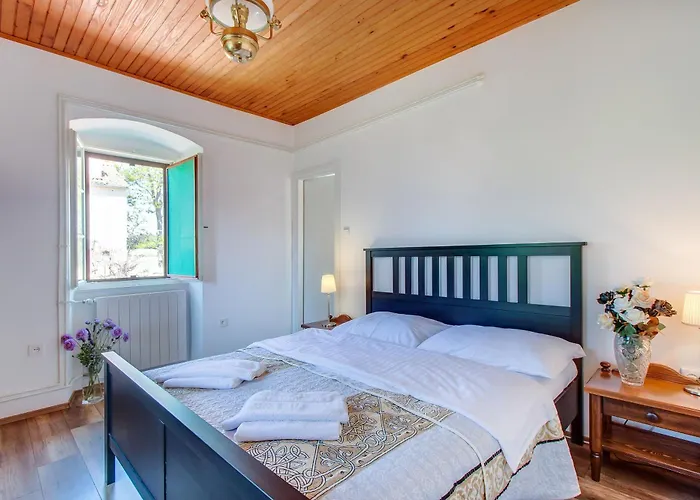 Vakantiehuis Seaside House With A Swimming Pool Osor, Losinj - 12230 *